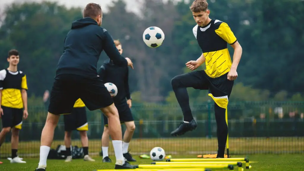 How to play soccer in college - A soccer player training